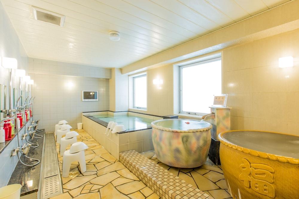 Fukuyama Oriental Hotel Екстер'єр фото