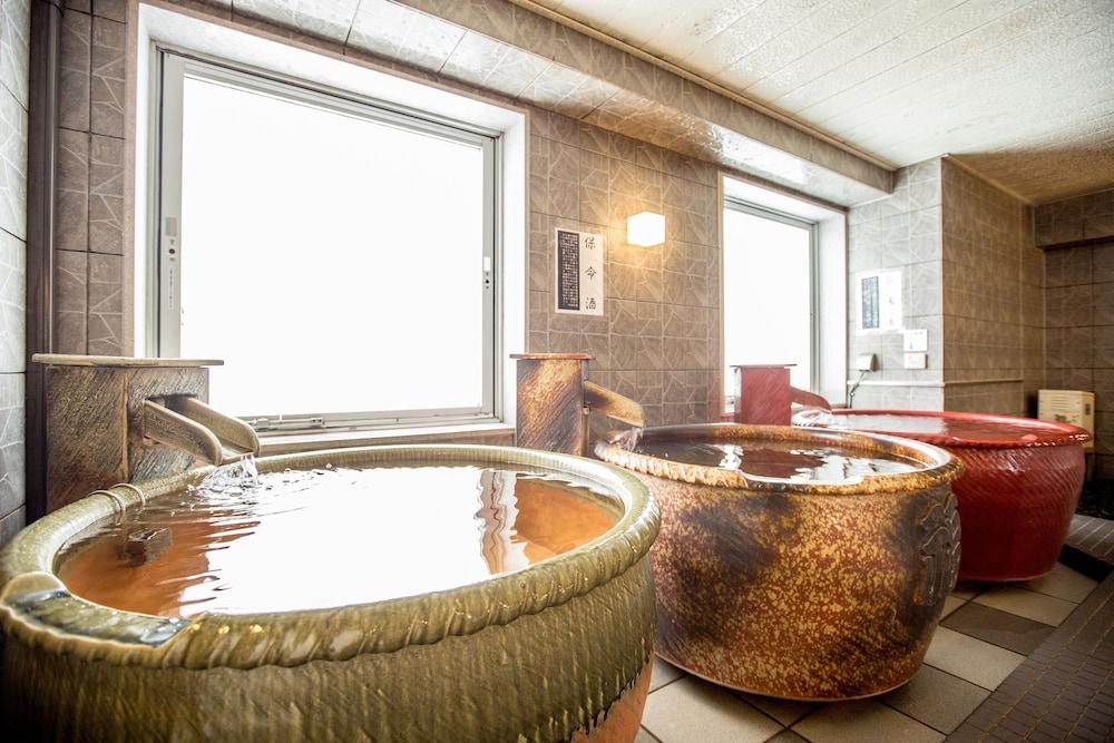 Fukuyama Oriental Hotel Екстер'єр фото